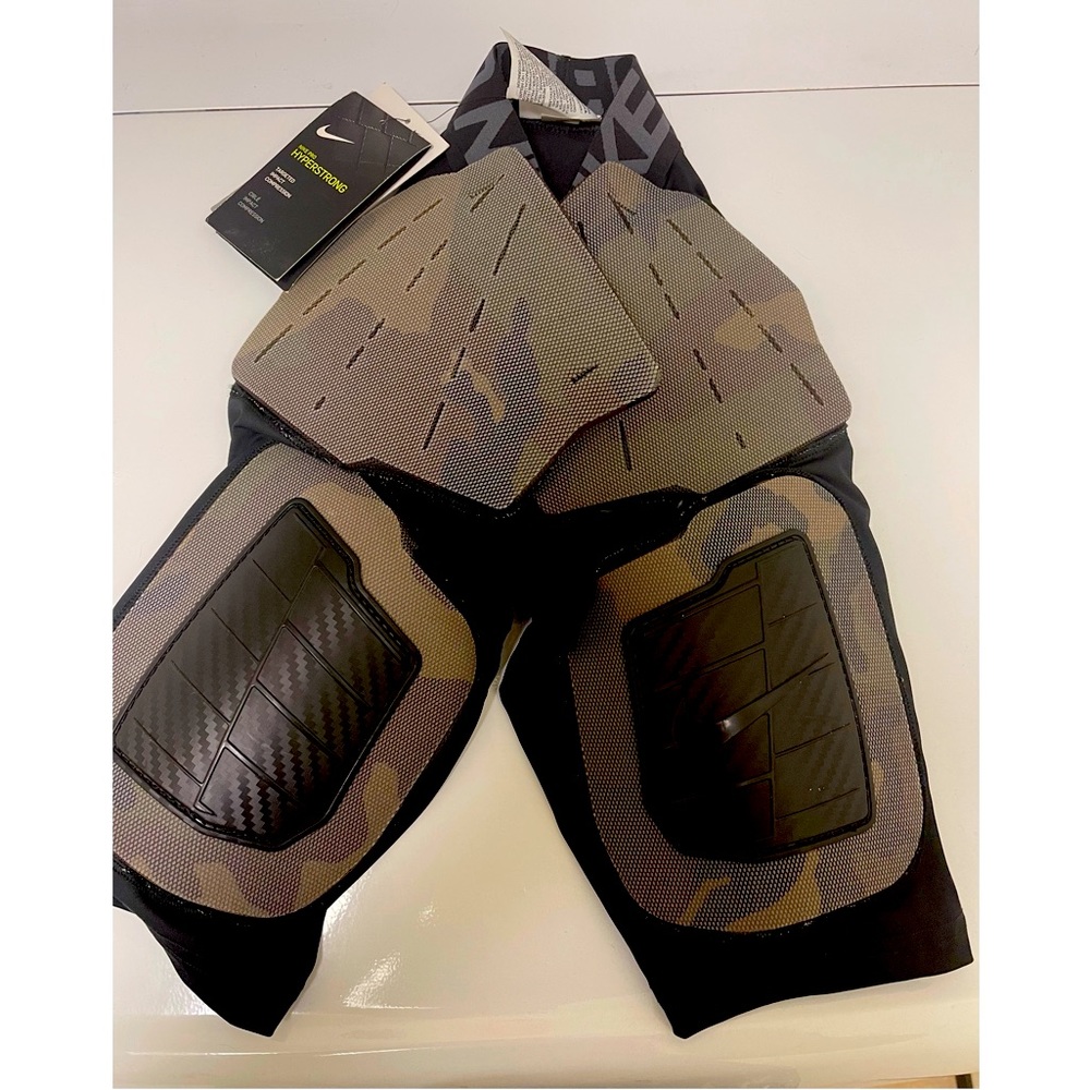 Compression shorts